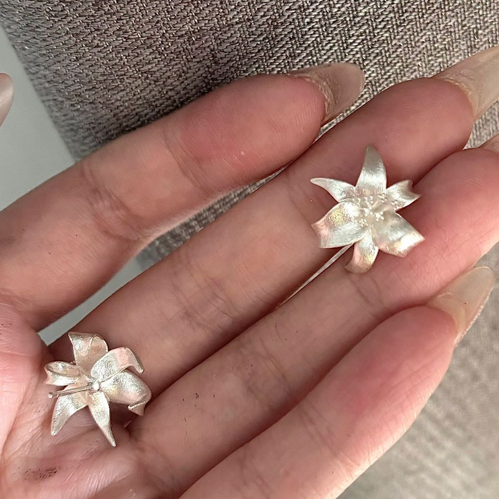 LILY EAR STUDS